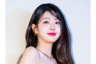 IVE・ウォニョンが着るとすべてが「映える」?夏ファッションで魅せた“無双のビジュアル”【PHOTO】 画像