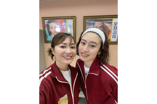 新山千春、長女と“すっぴん親子ショット”公開!「美しい親子」「すっぴんでも輝いてる」 画像