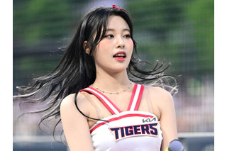 こ、これはスゴイ…韓国21歳チアガール、はだけたユニからド迫力の美スタイル「ナンバーワンです!」【PHOTO】 画像