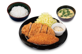 松のや、サクサク衣がたまらないサーモンフライが18日より販売開始! 画像