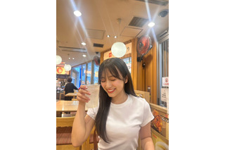 矢吹奈子、“23歳最後の日”はレモンサワーと串カツで! 画像