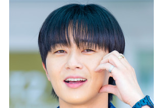 俳優パク・ソジュン、海外でも隠し切れないオーラ！愛らしいオフショットで「急に幸せに」【PHOTO】 画像