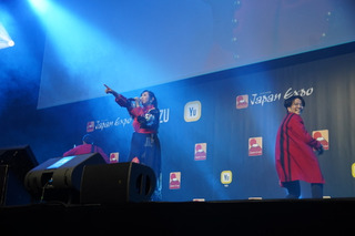 高橋洋子、“シン・エヴァンゲリオン舞台”のパリで『残酷な天使のテーゼ』を熱唱! 画像