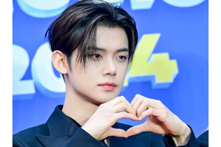 TXT・ヨンジュン、見事な陶器肌を披露!コスメブランド撮影で見せた欠点のない美貌に視線釘付け 画像