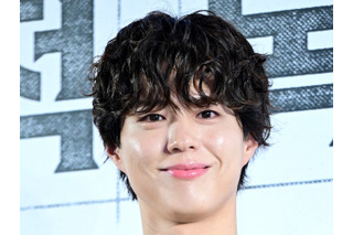 俳優パク・ボゴム、ラジオ番組にサプライズ登場!日本から帰国後すぐに駆け付けリスナー感動 画像
