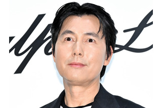 婚外子騒動から8カ月…チョン・ウソン、苦楽共にした“伴侶”と結婚報道 事務所否定せず 画像