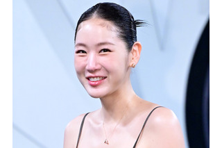 10kg減量で別人級!?  整形疑惑も浮上した元K-POPアイドル、極細スタイルの近況に注目 画像