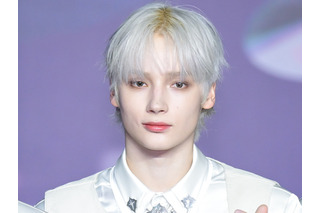 「彼氏ですか?」TXT・ヒュニンカイ、街灯に照らされた横顔ショットにファン悶絶!【PHOTO】 画像