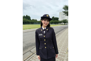 榎本ゆいな、陸上自衛隊の制服姿が可愛すぎる！レアな迷彩服ショットも 画像