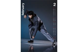 羽生結弦、躍動感あふれるポージングも収録!2026年版カレンダーの中面デザイン公開 画像