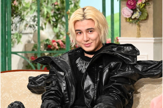 藤井風、「徹子の部屋」に初出演！父から「岡山から出んでええ」と言われた過去を振り返る 画像