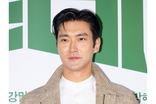 銃撃を受け死亡したカーク氏を追悼し…グループ脱退まで要求されたSUPER JUNIOR・シウォン、心境明かす 画像