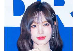 IVE・リズ、ガーリーなファッションで庭園のお嬢様に!韓国ファッションブランドのモデルに抜擢【PHOTO】 画像