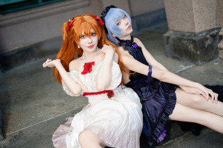 日台美女が魅せる“アスカ×レイ”のドレス姿が美しすぎる 画像