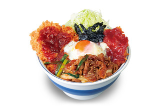 韓国料理風3種の肉を豪快盛り！かつや新メニュー「牛豚鶏のプルコギビビンカツ丼」10日より販売 画像