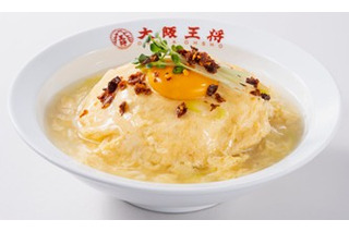 ふわとろたまごの濃厚な味わい！大阪王将、“たまごまみれ”の親子天津飯を18日限定で発売 画像
