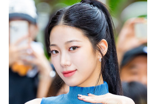 「イ、イケメンすぎる…」LE SSERAFIM・カズハ、“メンズライク”な新ビジュアルに沼落ちファン続出!【PHOTO】 画像