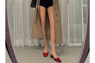 「体の半分以上が脚」元Jリーガーとも交際の韓国長身アイドル、ミニパンツから伸びる脚線美が異次元【PHOTO】 画像