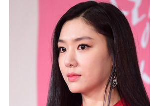 『愛の不時着』から5年…“北朝鮮のクール美女”演じたソ・ジヘ、40代の熟れた美貌が話題に【PHOTO】 画像