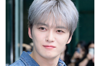 ジェジュン、養母へ“世界に1つだけの詩集”をプレゼント!思わぬ展開に赤面も…「涙が出るほど感動」 画像