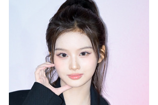 「顔ちっちゃ！」NMIXX・ソリュン、ポニーテール姿で際立つ“驚異の頭身”が話題に【PHOTO】 画像