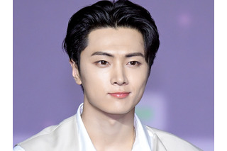 ENHYPEN・ジェイ、映画のワンシーンのような“洗練ビジュアル”でファンを虜に！「幸せすぎる」【PHOTO】 画像