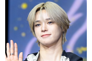 「天使みたい…」&TEAM・K、無造作ブロンドヘアで放つ儚げオーラにため息【PHOTO】 画像