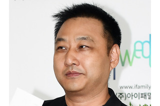 韓国タレント（59）、撮影中に倒れる…呼吸停止の危篤状態から現在回復中「安静を取っている」 画像