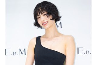 ナナ自宅に凶器持って侵入、母親に“深刻な怪我”負わせた強盗に警察が拘束令状を申請…犯行動機や計画性も捜査中 画像