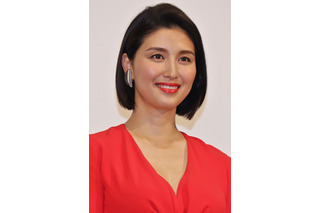 橋本マナミ、イブに開催の「さびしんぼうの会」で夫との出会い 画像