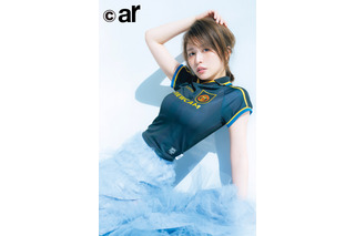 長濱ねる、タイトなユニフォーム姿で初表紙！オファー時の心境は「いいのかな？と、恐縮な気持ち」 画像