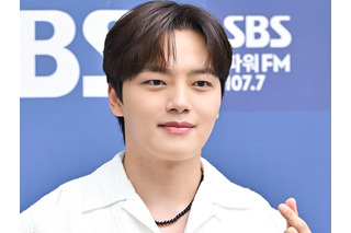 “丸刈り”姿も公開…子役出身の俳優ヨ・ジング、本日（15日）入隊！「より強く成熟して戻ってくる」 画像