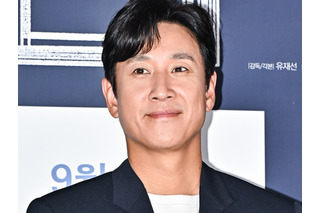 突然この世を去ったイ・ソンギュンさんの捜査情報を流出させた元警察官、1審で執行猶予付き懲役刑 画像