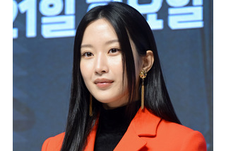 ほぼ“丸見え”にランジェリールック、女盛りの29歳ムン・ガヨンが大胆ファッションを連発するワケ 画像