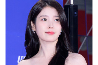 IU、“太っ腹”ぶりが話題！撮影現場に5万円相当の高級スピーカーをプレゼント「最高のサンタ」 画像