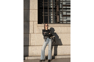 村重杏奈、カッコ良すぎる革ジャン&サングラス姿に！仕事モード全開の投稿をファン絶賛 画像