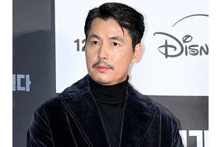 年下モデルに子を産ませ、別の女性と結婚した俳優チョン・ウソン　演技称賛の“やらせ投稿疑惑”を否定「事実ではない」 画像