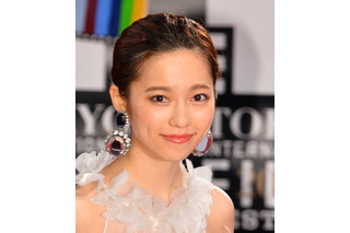 島崎遥香、名前も知らないおじさんから恐怖のプロポーズ「一緒に住む前提で話が進んでた」 画像