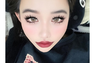 健康異常説で休止中なのにド派手メイクで近況報告した韓国アイドル 画像