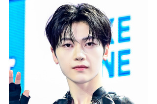 「ハンパない…」ZB1ソク・マシュー、“バキバキ腹筋”披露！タトゥーが映えるワイルドな姿にファン悶絶 画像