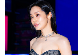 大胆な“濡れ場”で話題になった韓国女優、活動休止へ「耳鼻咽喉科で手術後、回復が必要な段階」 画像