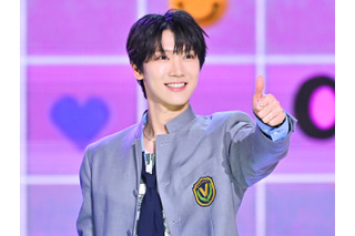 NCT・テン、4年連続でパリ・ファッションウィークに参加！余裕ある佇まいで会場を魅了 画像