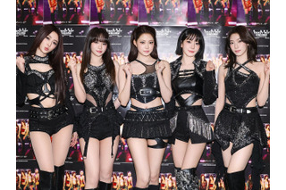 「橋を燃やして前へ」LE SSERAFIM、初ワールドツアーを通じて“恨み”を選ばなかった理由 画像