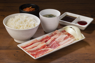 焼肉ライク、9日と28日は黒毛和牛カルビが半額に！厳選部位の食べ比べメニューも提供 画像