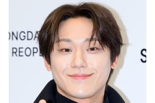 5歳上女優と公開恋愛中の俳優イ・ドヒョン、事務所スタッフ約70人に“太っ腹プレゼント” 画像