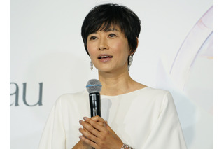 菊川怜、“温泉美人”なバスタオル姿披露！露天風呂ショット公開 画像