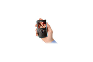 コダック、手のひらサイズのフルHDビデオカメラに新色 画像