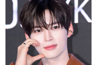 「西新宿いたの!?」ZEROBASEONEソン・ハンビン、“変装なし”の東京出没ショットにファン騒然 画像