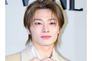 Stray Kids・I.N、スーツ姿で色気ダダ漏れ…輝くビジュアルに反響「正気じゃいられない」「カッコいい」 画像