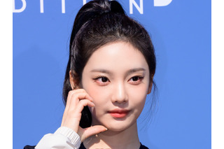 aespa・ニンニン、ピタッとウェアで“美ボディ”披露！爽やか笑顔でイベントに出席 画像